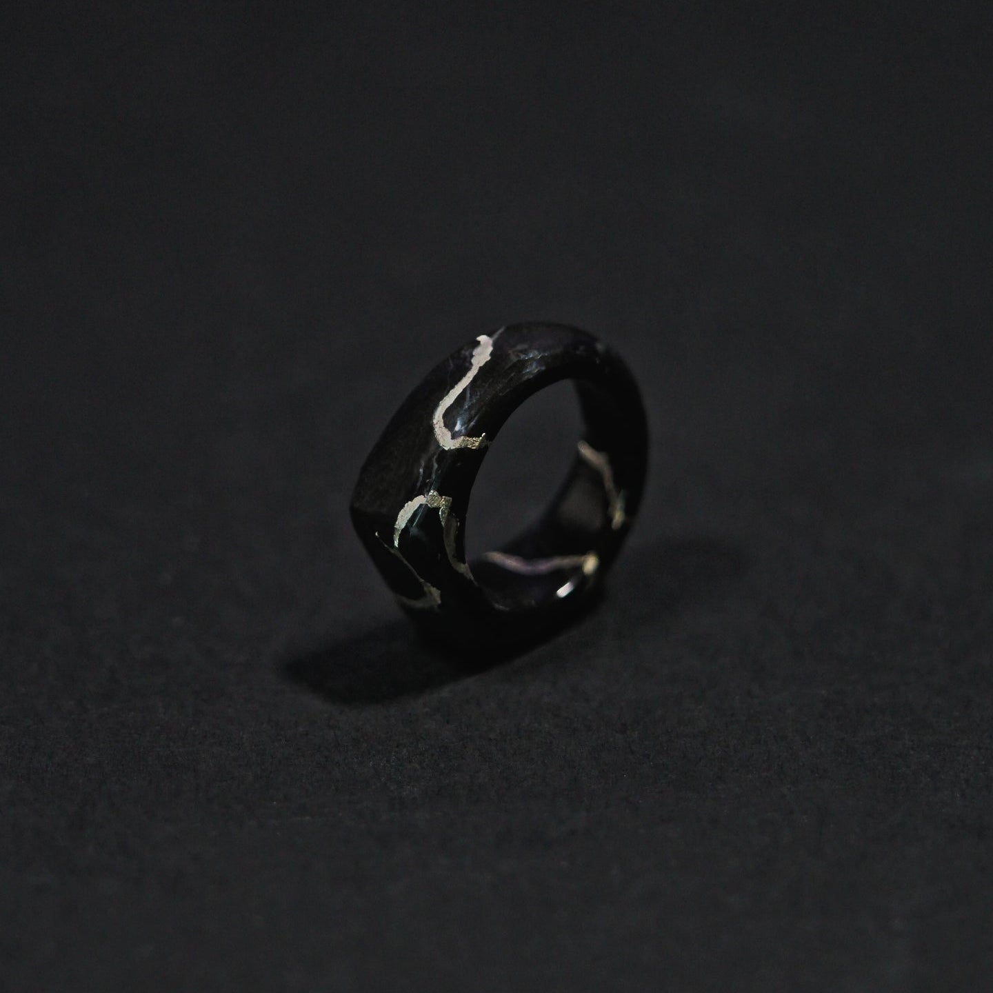 Anelli in Nero Marquina | Oro Bianco