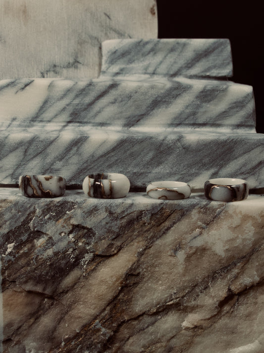 Anelli in Paonazzo  | Oro MoonGold 22 Carati