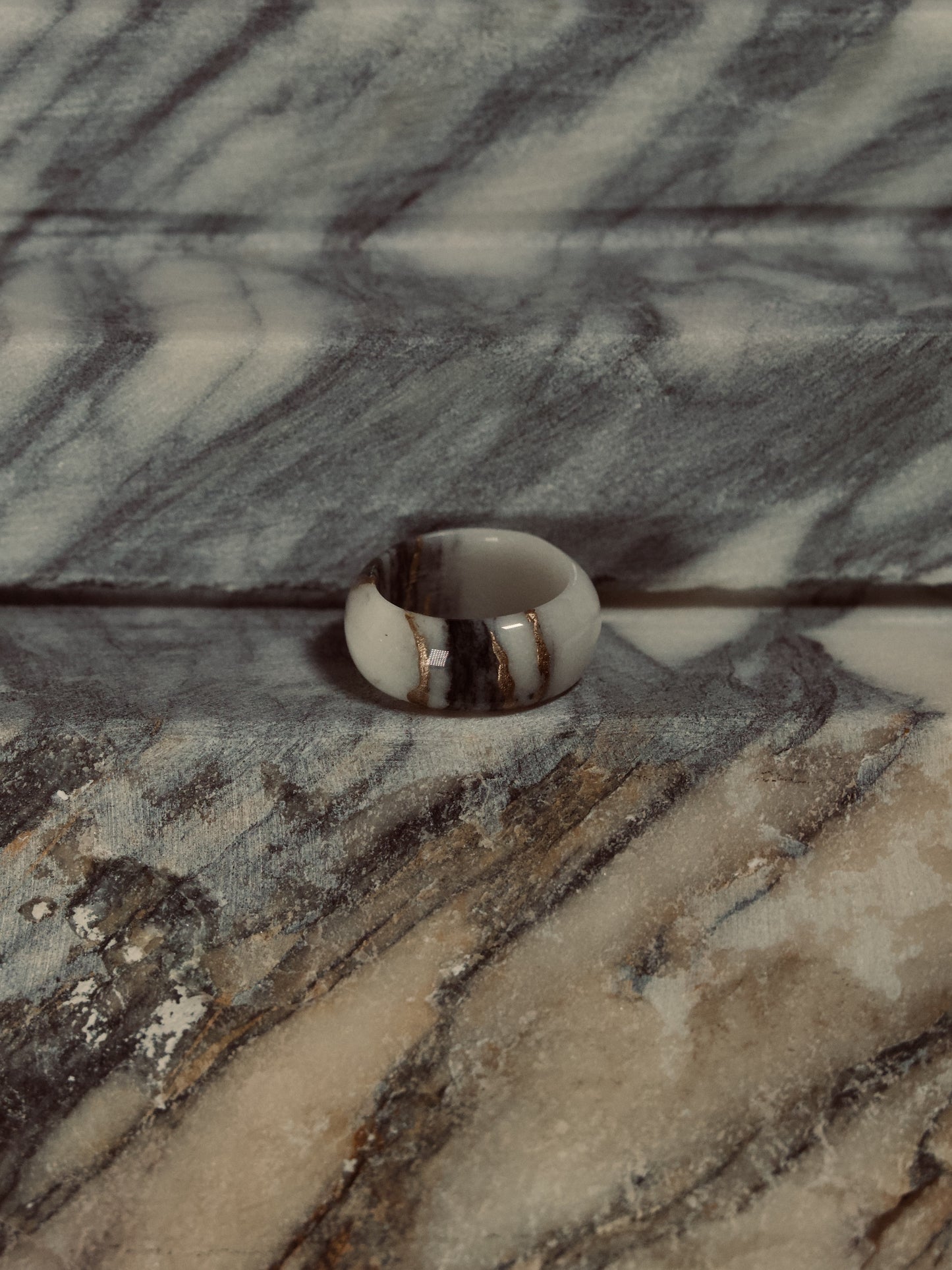 Anelli in Paonazzo  | Oro MoonGold 22 Carati