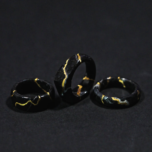 Anelli in Nero Marquina | Oro Zecchino 22 Carati